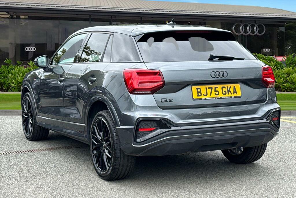 Audi Q2 Black Edition 35 Tfsi 150 Ps S Tronic BJ75GKA Grey #2