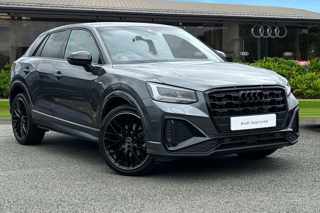 Audi Q2 Black Edition 35 Tfsi 150 Ps S Tronic Grey