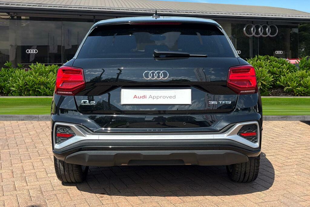 Audi Q2 S Line 35 Tfsi 150 Ps S Tronic OW75CJV Black #4