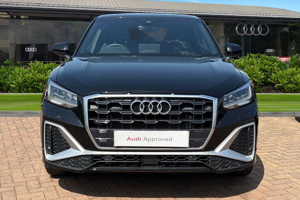 Audi Q2 S Line 35 Tfsi 150 Ps S Tronic OW75CJV Black #5