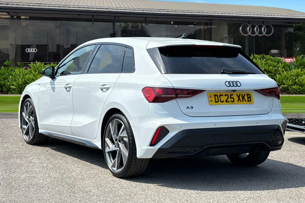 Audi A3 Black Edition Tfsi 150 Ps S Tronic DC25XKB White #2