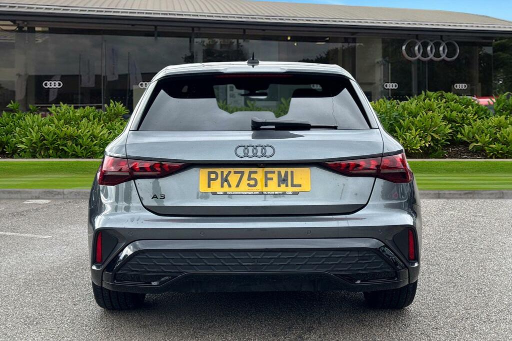 Audi A3 Black Edition Tfsi 150 Ps S Tronic PK75FML Grey #4
