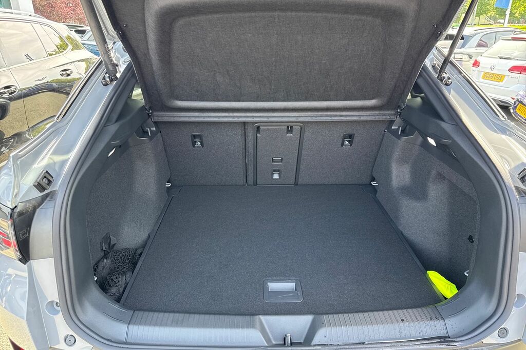 Volkswagen ID.5 128Kw Style Pro 77Kwh Keyless Entry , Re Grey #6