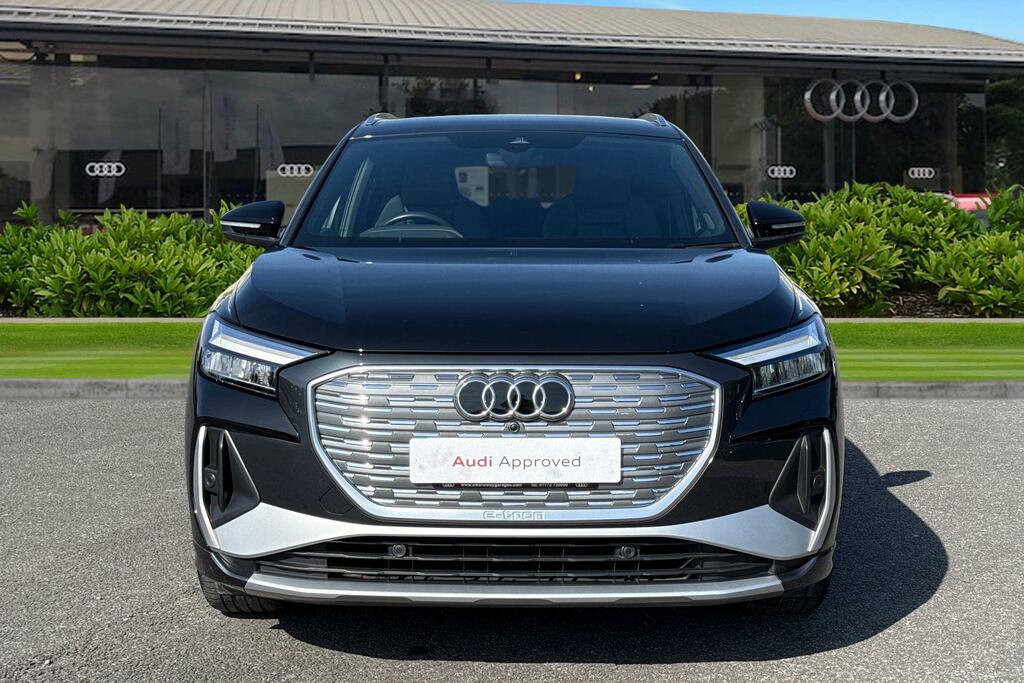 Audi Q4 E Tron Q4 S Line 45 E-tron 210,00 Kw MK24FLH Black #5