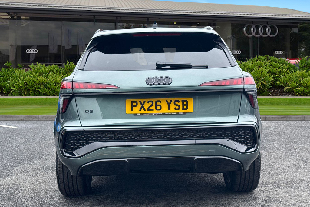 Audi Q3 Suv Edition 1 Tdi 150 Ps S Tronic PX26YSB Green #4