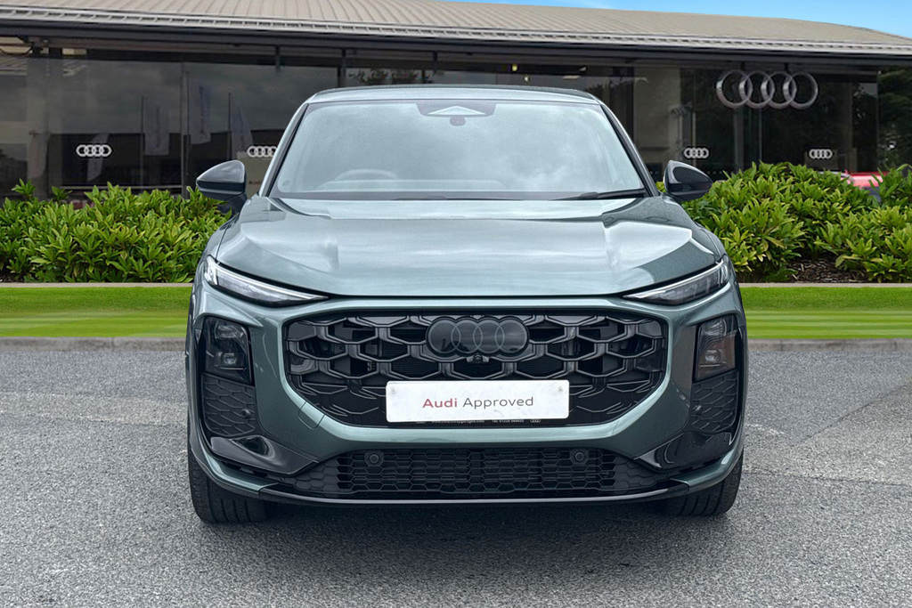 Audi Q3 Edition 1 Tdi 150 Ps S Tronic PX26YWW Green #5