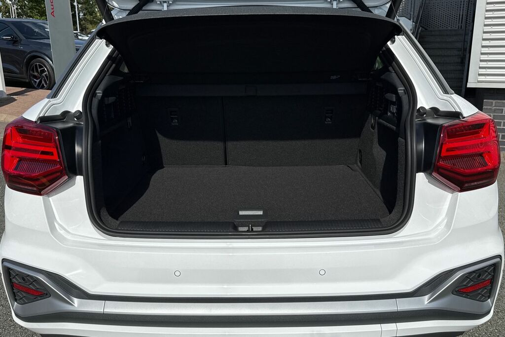 Audi Q2 S Line 30 Tfsi 116 Ps 6-Speed DN75VDL White #6