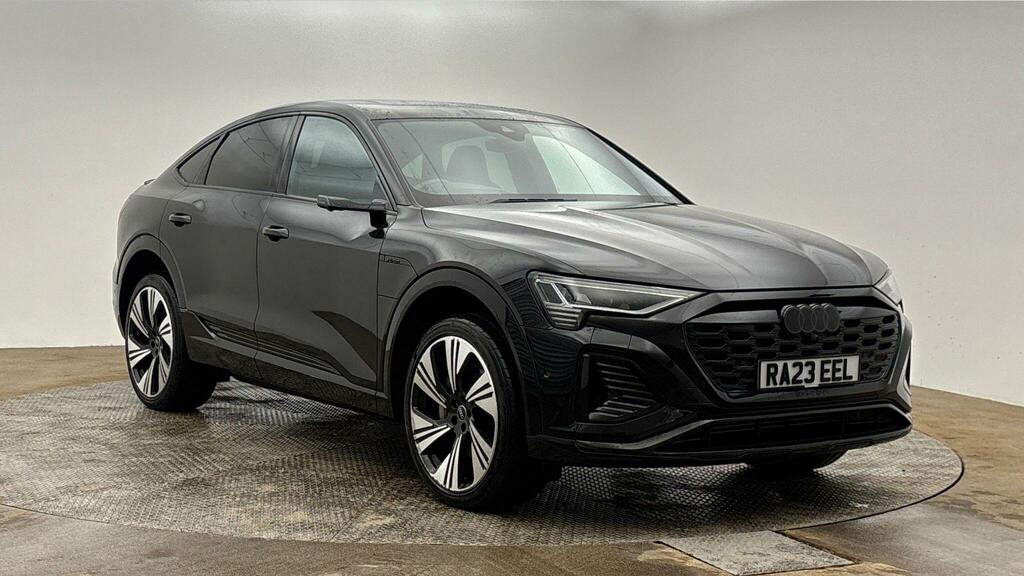 Audi Q8 e tron Sportback Vorsprung 50 E-tron Quattro 250,00 Kw Black