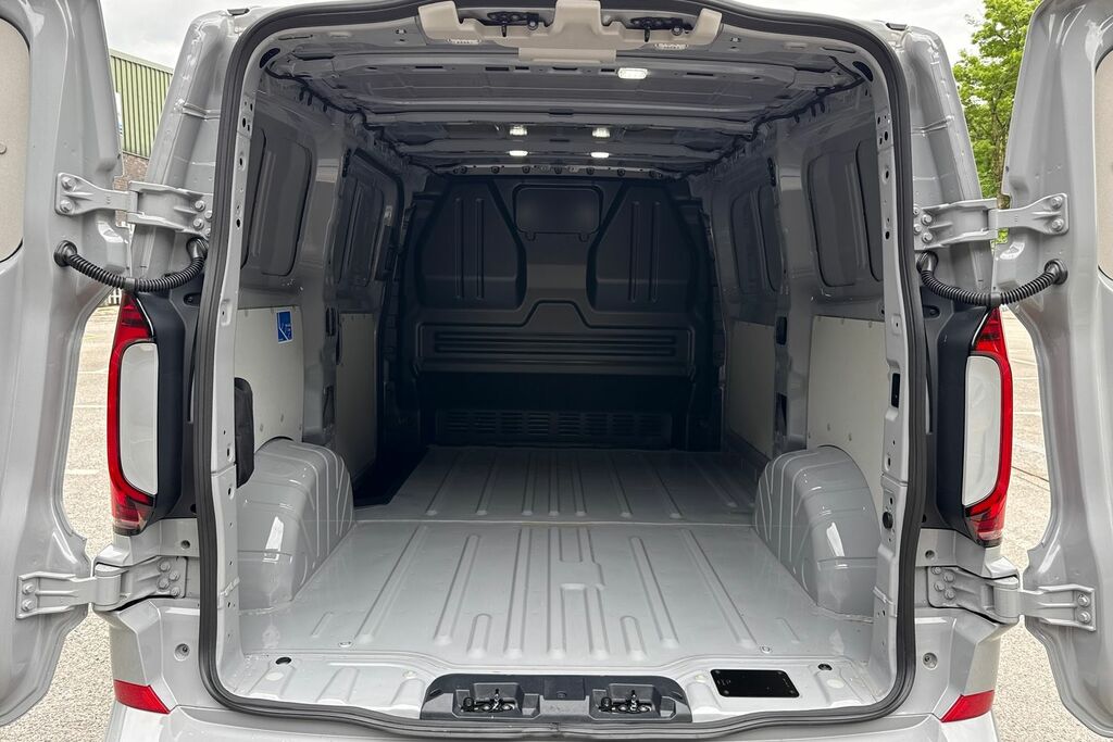 Volkswagen E-Transporter 160Kw 65Kwh Commerce Pro Van PJ25TTO Grey #6