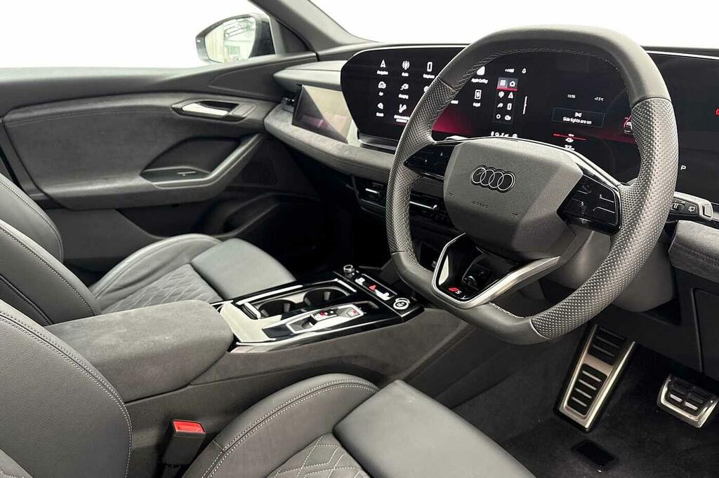 Audi Q6 E-Tron Q6 Suv Edition 1 E-tron Performance 225,00 Kw KM75WAA Grey #6