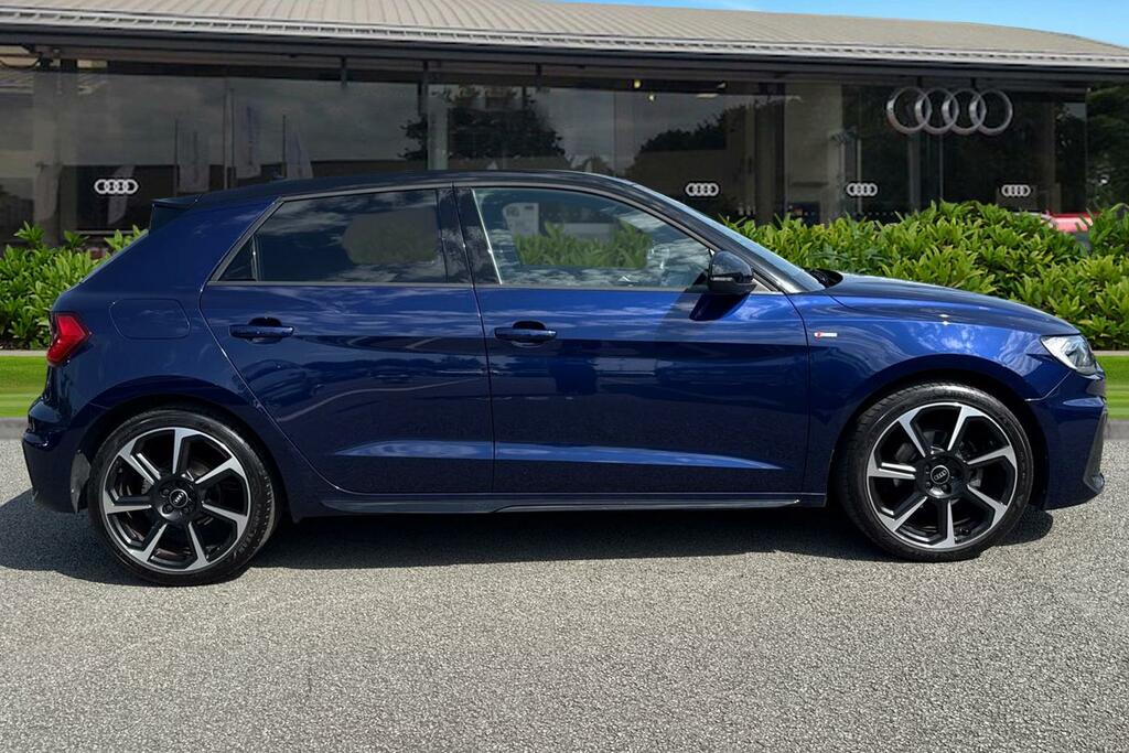 Audi A1 Black Edition 30 Tfsi 110 Ps 6-Speed DX24XKO Blue #3