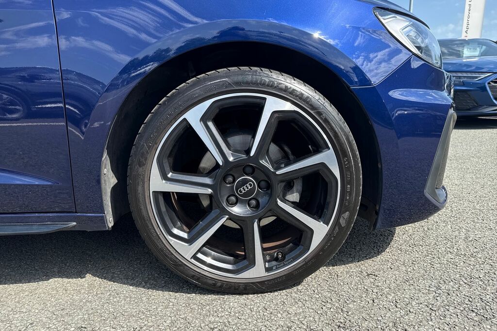 Audi A1 Black Edition 30 Tfsi 110 Ps 6-Speed DX24XKO Blue #6