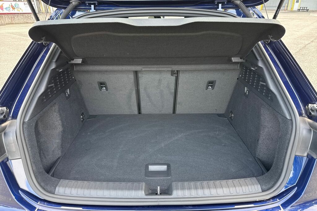 Audi A3 Black Edition 35 Tfsi 150 Ps S Tronic PG24EJV Blue #6