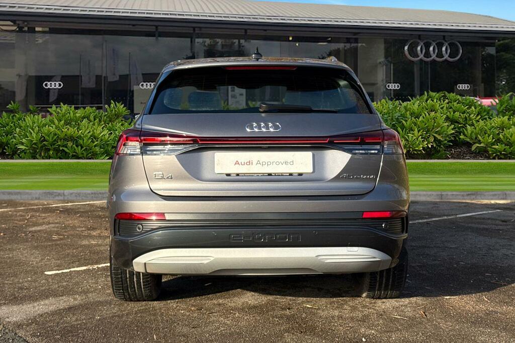 Audi Q4 E Tron Q4 Sport 45 E-tron 210,00 Kw KP25JJV Grey #4
