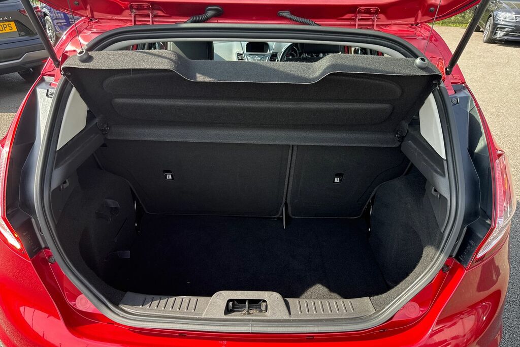 Ford Fiesta 1.0T Ecoboost Zetec Euro 6 Ss MH17EWP Red #6