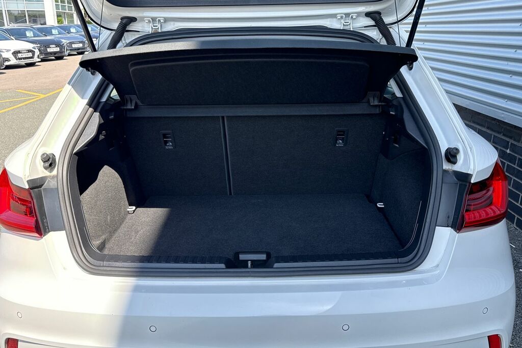Audi A1 Sport 30 Tfsi 110 Ps 6-Speed WH21FFC White #6