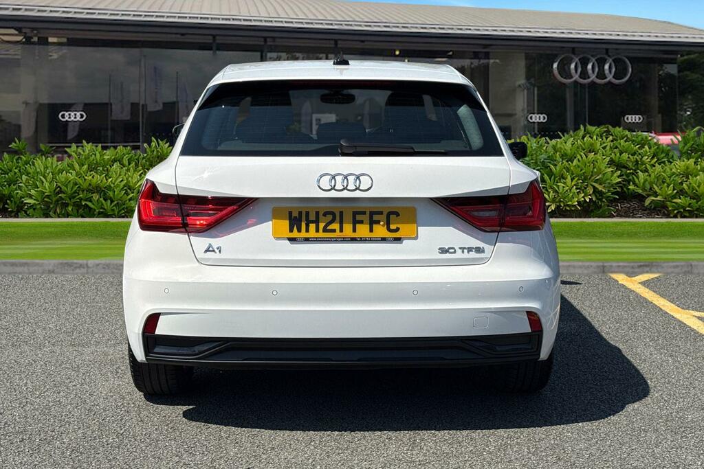 Audi A1 Sport 30 Tfsi 110 Ps 6-Speed WH21FFC White #4