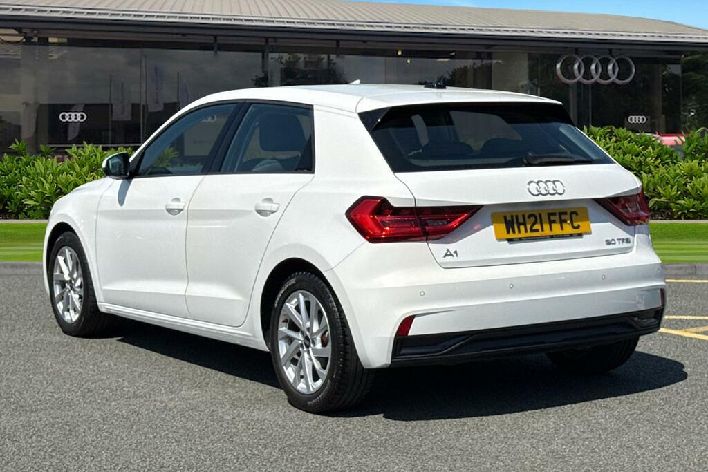 Audi A1 Sport 30 Tfsi 110 Ps 6-Speed WH21FFC White #2