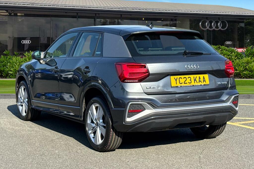 Audi Q2 S Line 35 Tfsi 150 Ps S Tronic YC23KAA Grey #2