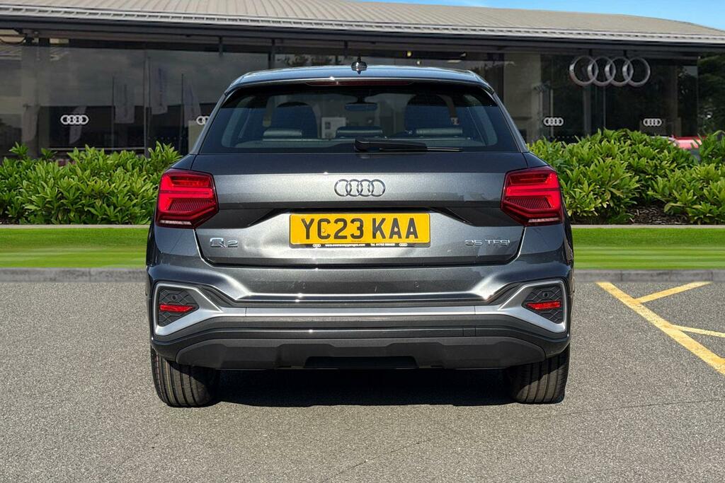 Audi Q2 S Line 35 Tfsi 150 Ps S Tronic YC23KAA Grey #4
