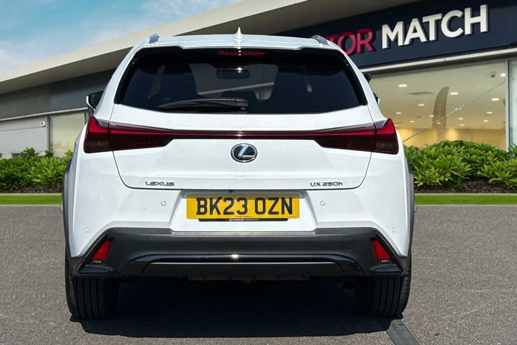 Lexus UX 2.0 250H F Sport Design E-cvt Euro 6 Ss BK23OZN White #4