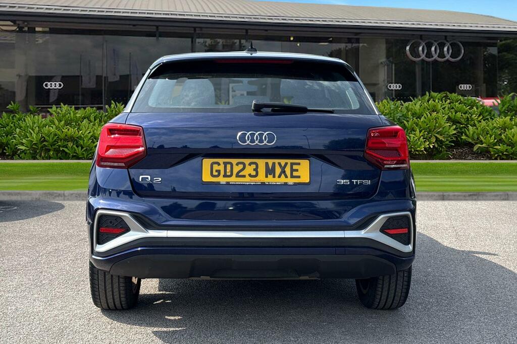 Audi Q2 S Line 35 Tfsi 150 Ps S Tronic GD23MXE Blue #4