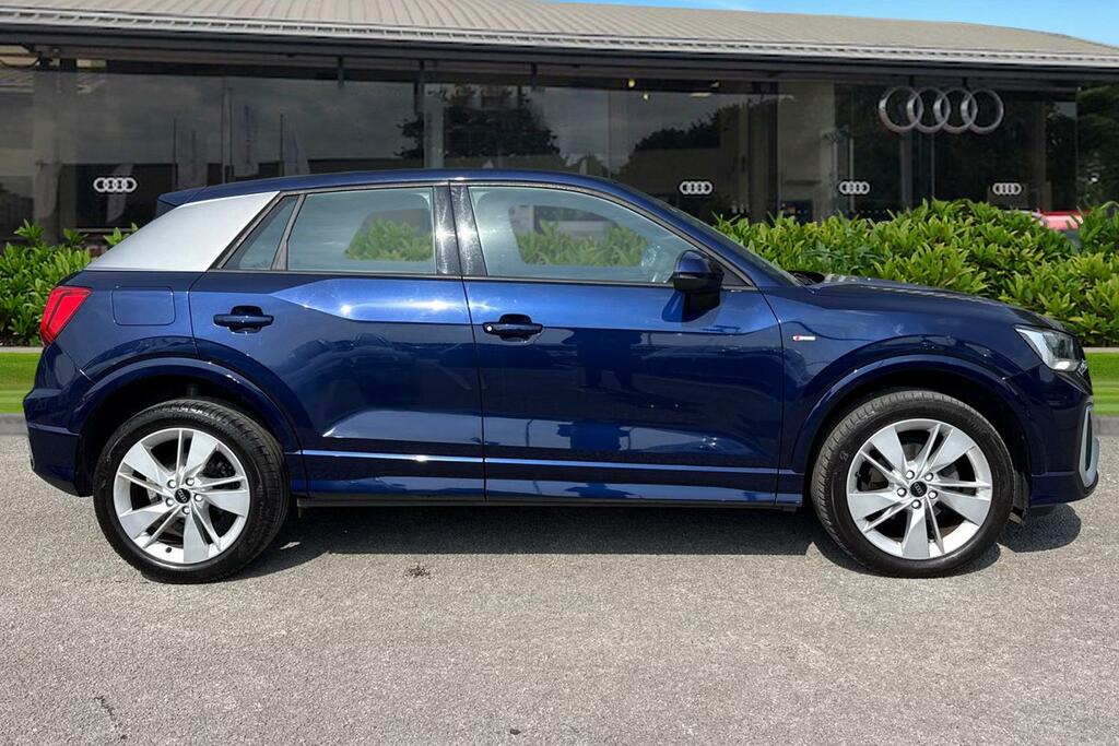 Audi Q2 S Line 35 Tfsi 150 Ps S Tronic GD23MXE Blue #3