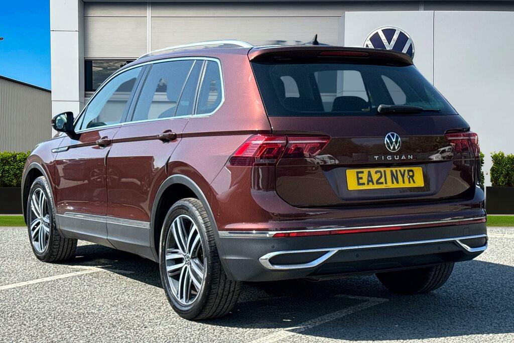 Volkswagen Tiguan 2.0 Tdi Elegance Dsg 1 Year Vw Warranty EA21NYR Brown #2