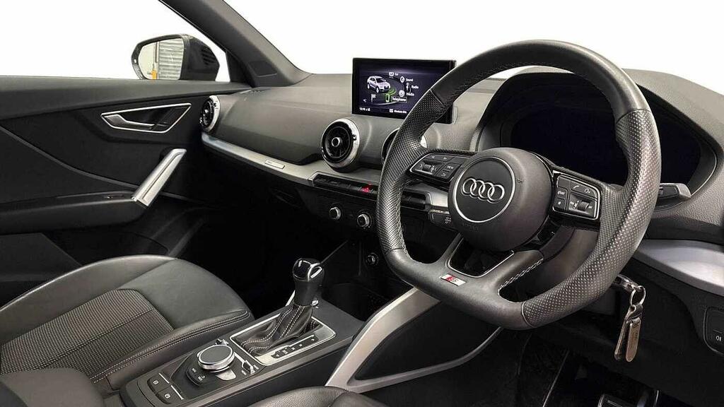 Audi Q2 Black Edition 35 Tfsi 150 Ps S Tronic Grey #6