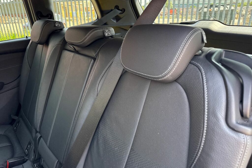 BMW 2 Series Gran Tourer 2L M Sport White #18
