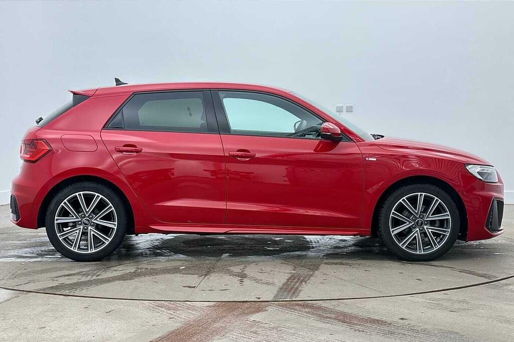 Audi A1 S Line 30 Tfsi 116 Ps S Tronic KT25YFH Red #4