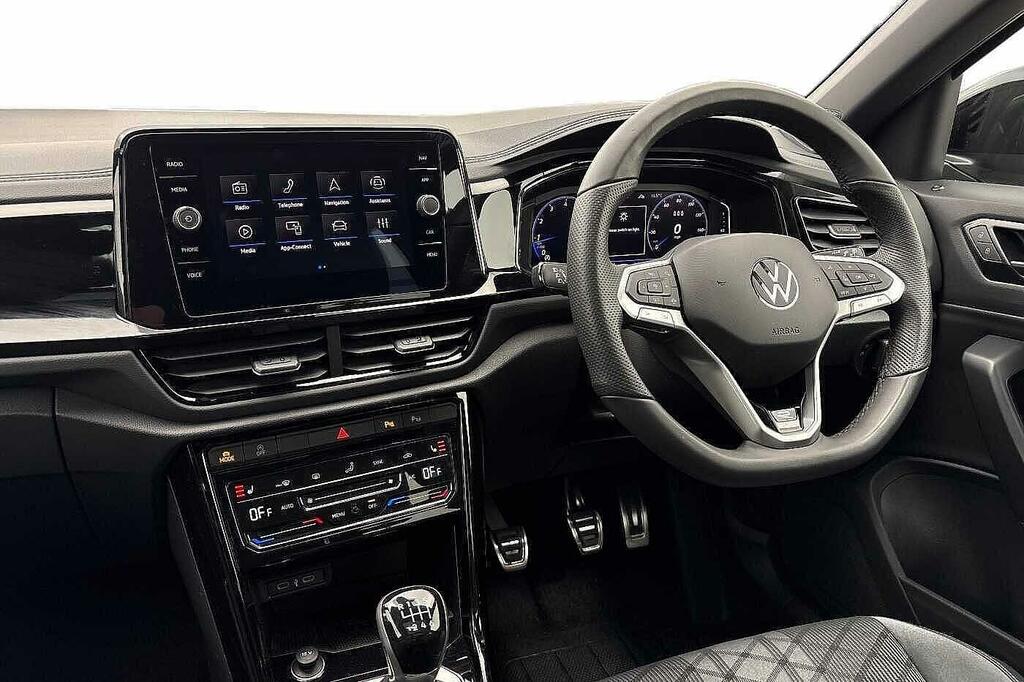 Volkswagen T-Roc 1.5 Tsi Black Edition Plus Sunroof, Led Matri DF75RZD Black #2