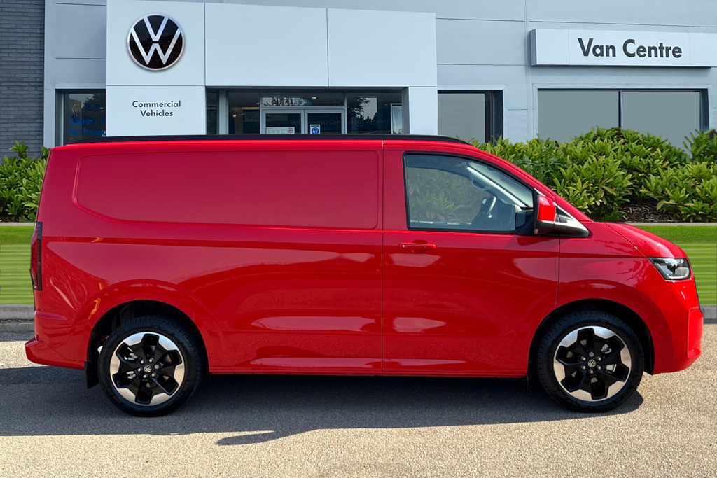 Volkswagen E-Transporter 160Kw 65Kwh 218Ps Commerce Pro Van Red #3