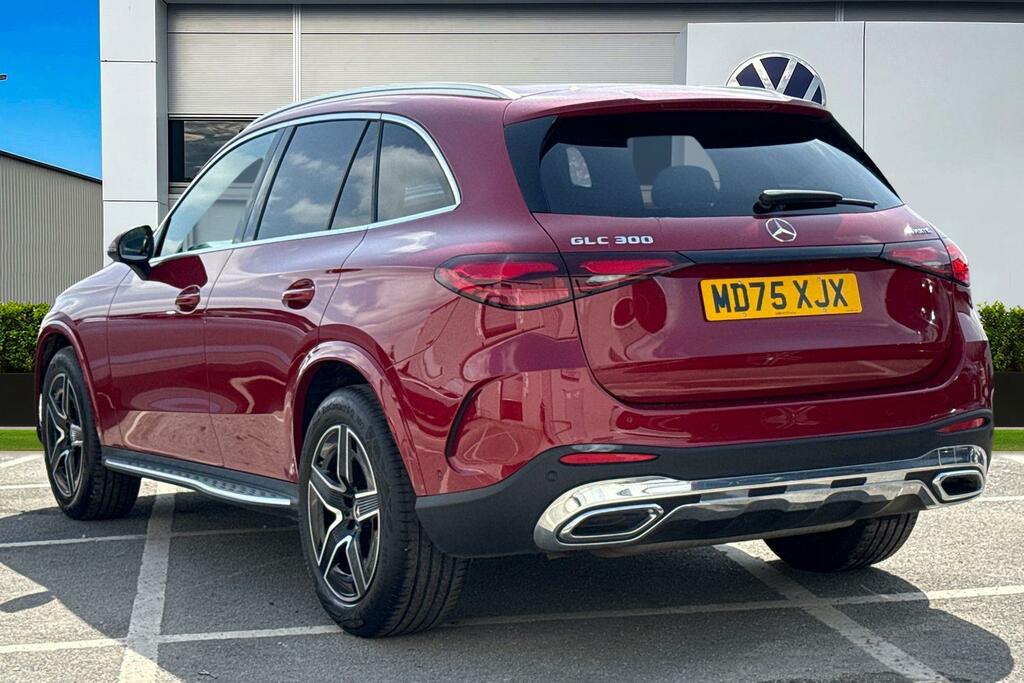 Mercedes-Benz GLC Class 2.0 Glc300h Mhev Amg Line G-tronic 4Matic Euro 6 MD75XJX Red #2