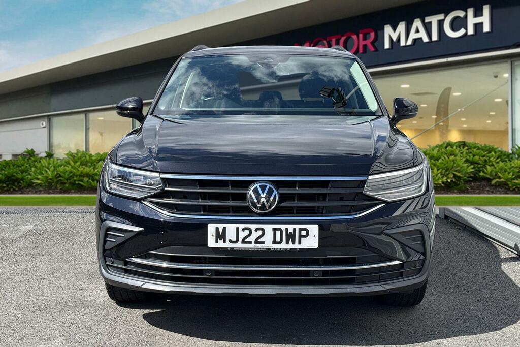 Volkswagen Tiguan 1.5 Tsi Life Euro 6 Ss MJ22DWP Black #5