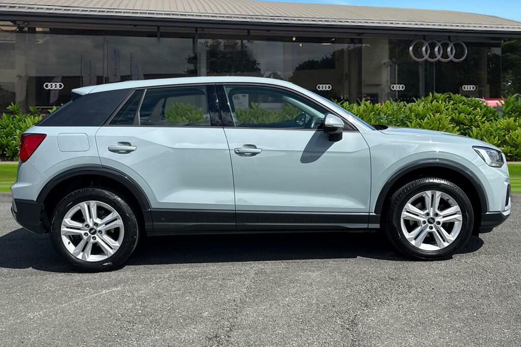 Audi Q2 Sport 30 Tfsi 110 Ps 6-Speed PJ22ENO Grey #3
