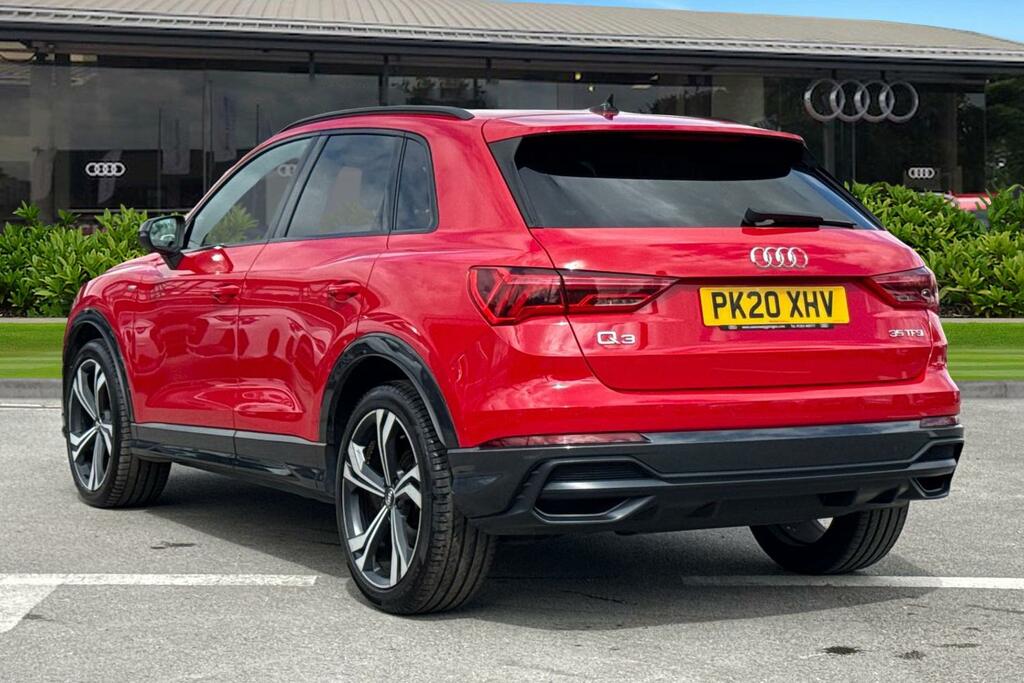 Audi Q3 Edition 1 35 Tfsi 150 Ps 6-Speed PK20XHV Red #2