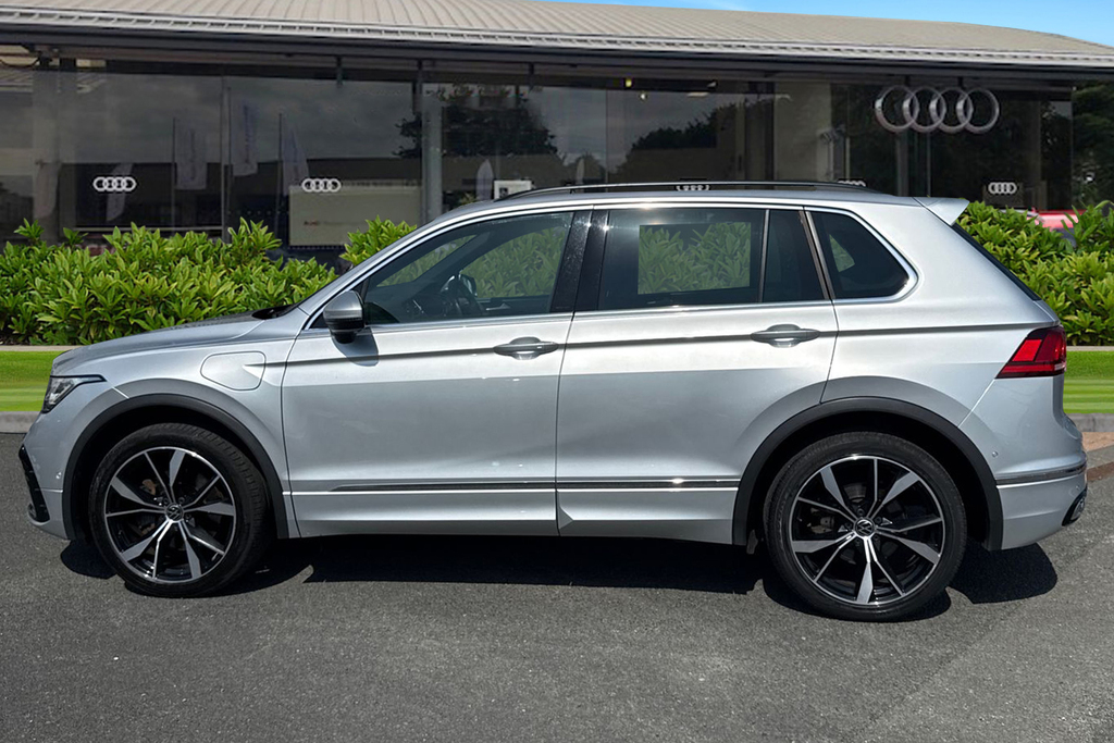 Volkswagen Tiguan 1.4 Tsi 13Kwh R-line Dsg Euro 6 Ss YHZ4870 Silver #3