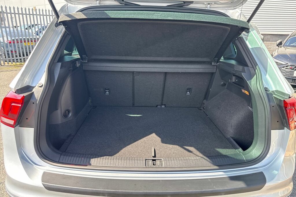 Volkswagen Tiguan 1.4 Tsi 13Kwh R-line Dsg Euro 6 Ss YHZ4870 Silver #6