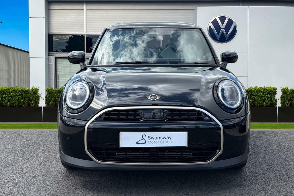 Mini Hatch 1.5C Exclusive Steptronic Euro 6 Ss MA74XBF Black #5