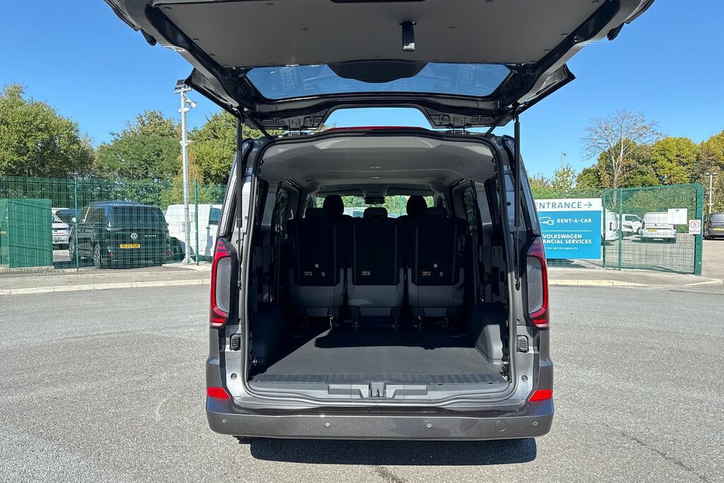 Volkswagen E-Transporter 160Kw 65Kwh Commerce Pro Kombi Van Grey #6
