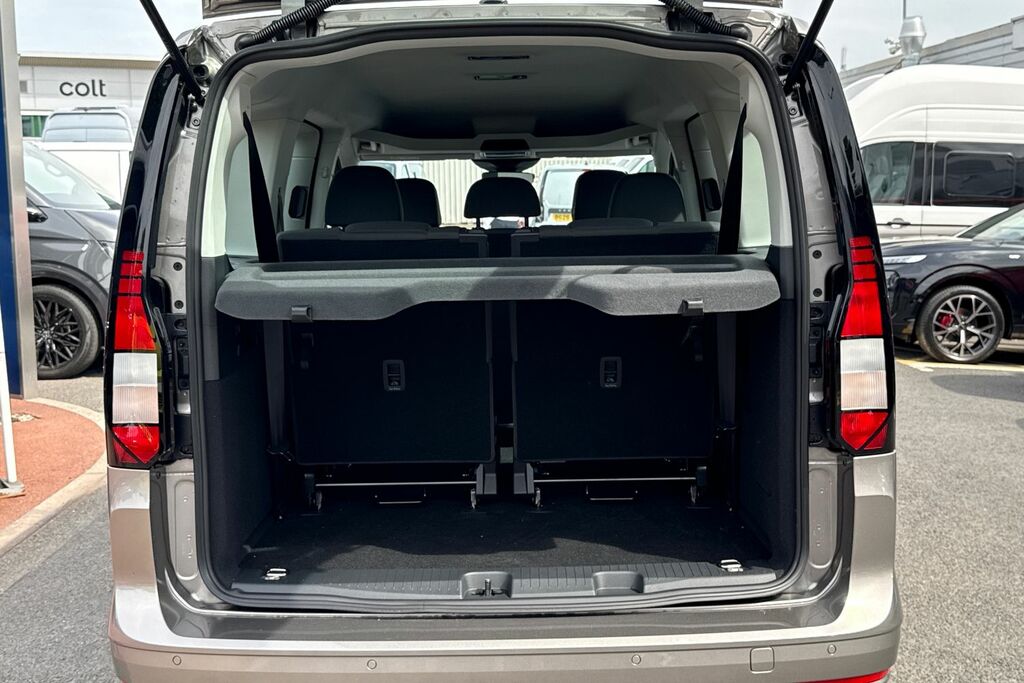 Volkswagen Caddy Maxi 2.0 Tdi 102Ps Maxi 7 Seats 2026-Delivery Mileage O Beige #6