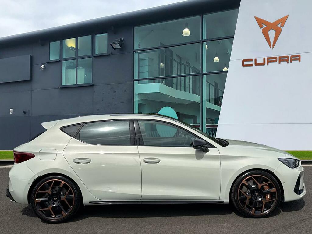 Cupra Leon 2.0 Tsi 300 Vz3 Dsgpanoramic Sunroof Grey #3