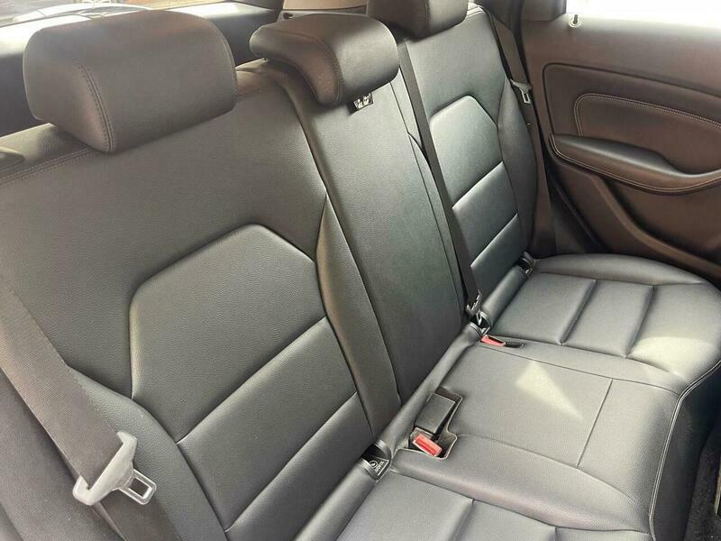 Mercedes-Benz B Class 1.8 B200 Cdi Blueefficiency BG13OTN Black #6