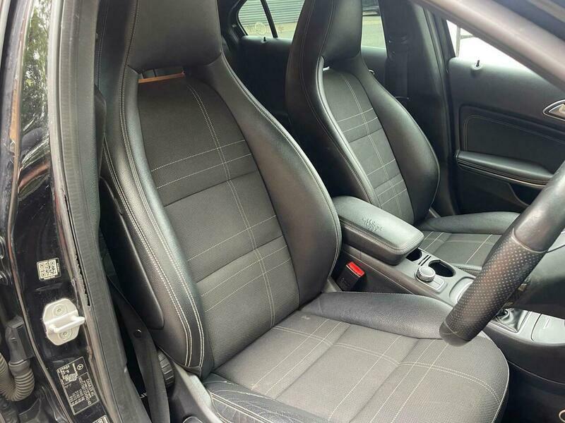 Mercedes-Benz A Class 1.5 A180 Cdi Sport MV64UJL Black #4