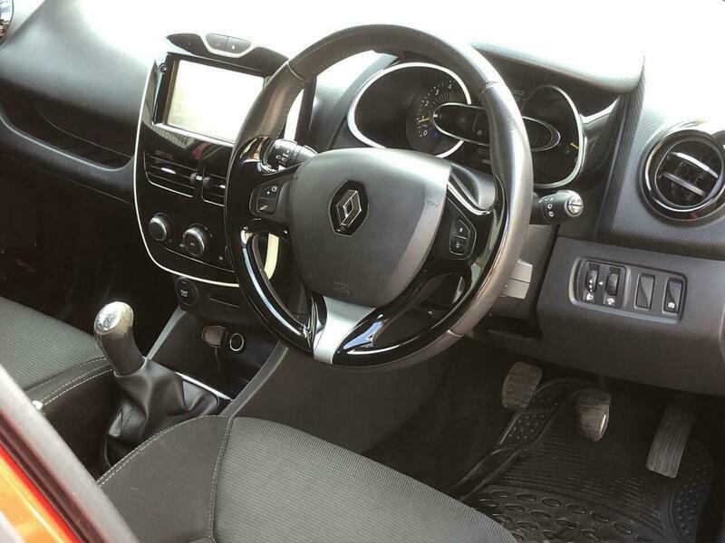 Renault Clio 1.5 Dci Dynamique Medianav DL15YTG Red #2