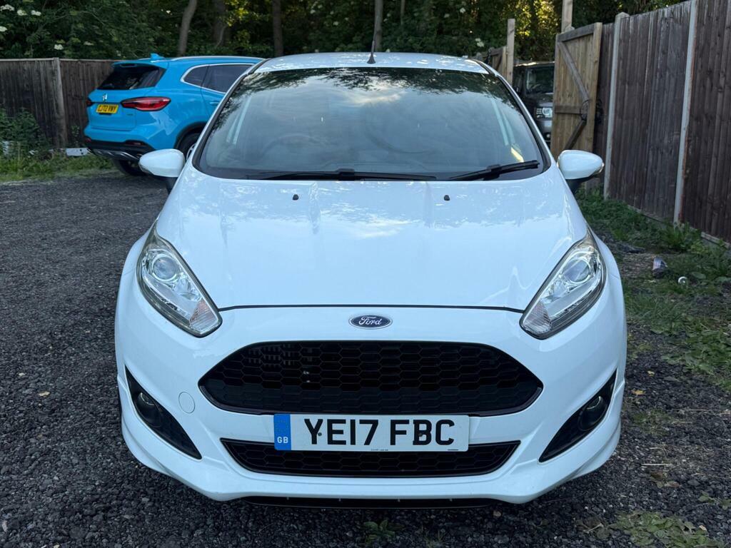 Ford Fiesta 1.0T Ecoboost St-line Euro 6 S S YE17FBC White #3