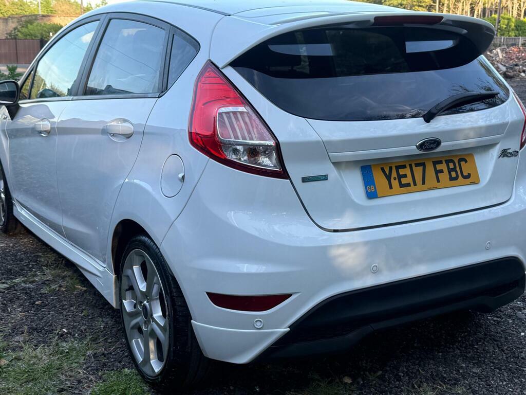 Ford Fiesta 1.0T Ecoboost St-line Euro 6 S S YE17FBC White #5