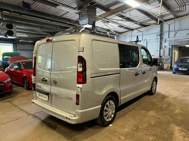 Vauxhall Vivaro Mpv CP16CCE Silver #5