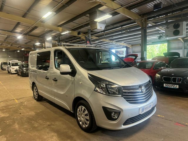 Vauxhall Vivaro Mpv Silver